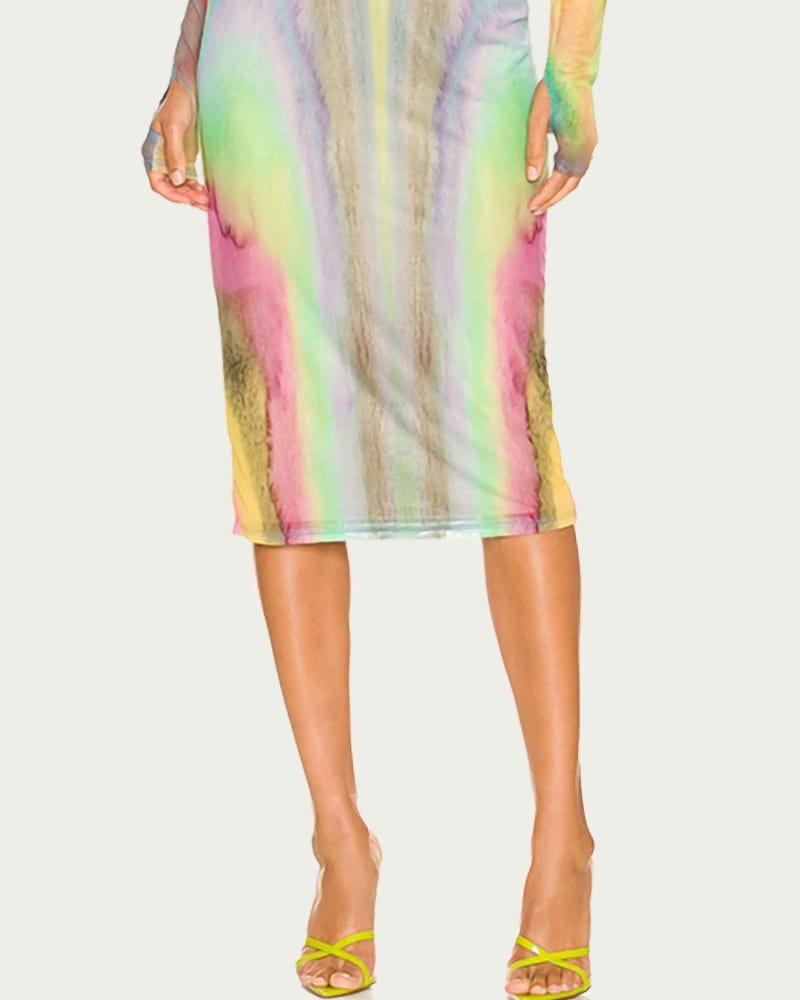 Front of a model wearing a size XL Lynn Stretch-Mesh Midi Skirt in Multi Watercolor in Multi Watercolor by AFRM. | dia_product_style_image_id:338626